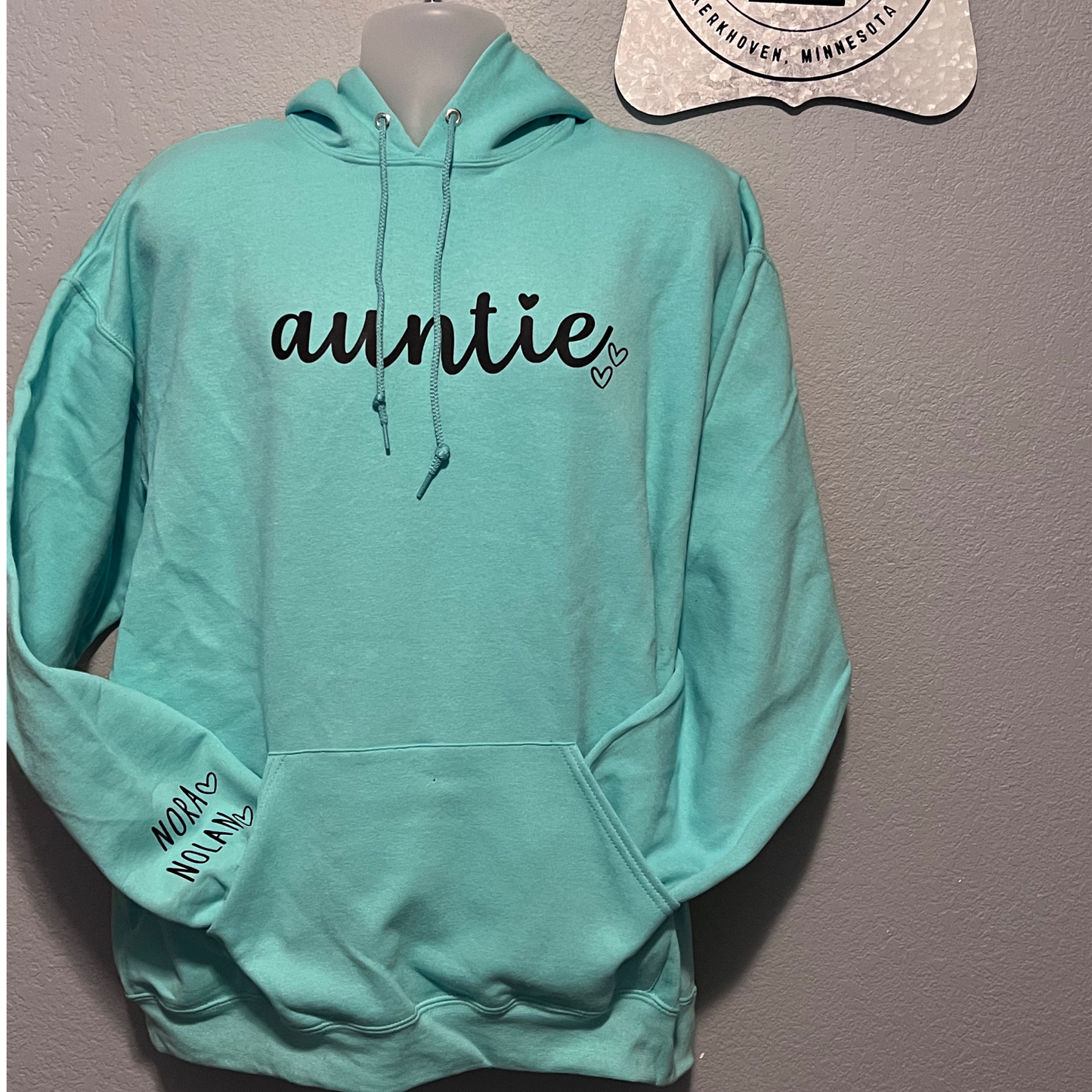 Custom Auntie